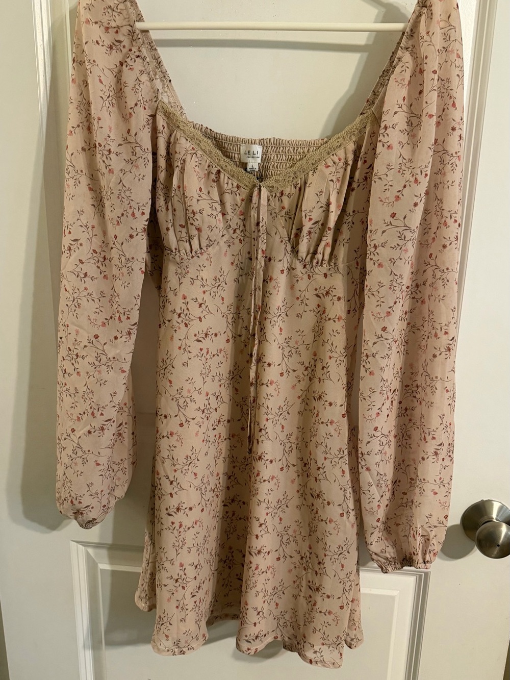Le Lis Dusty Pink Floral Long-Sleeve Mini Dress